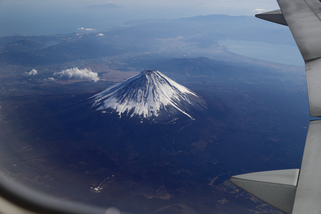 上空から望む富士山　2017