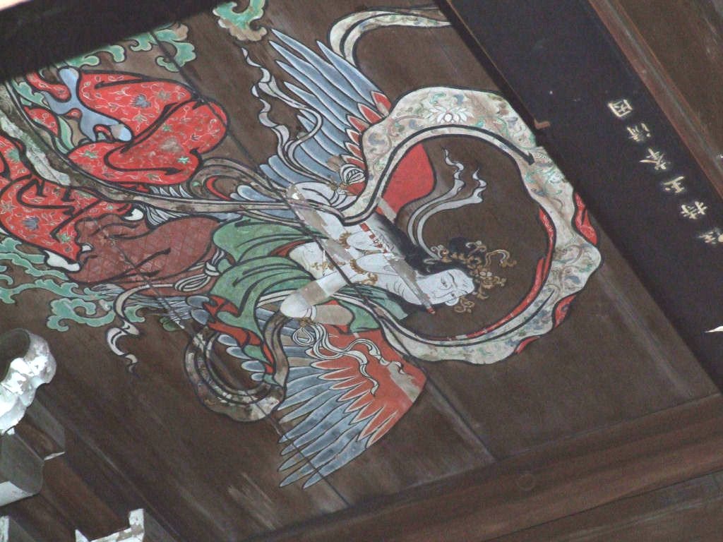 鎌倉英勝寺仏殿天井画の一つ「迦陵頻伽(かりょうびんが)」